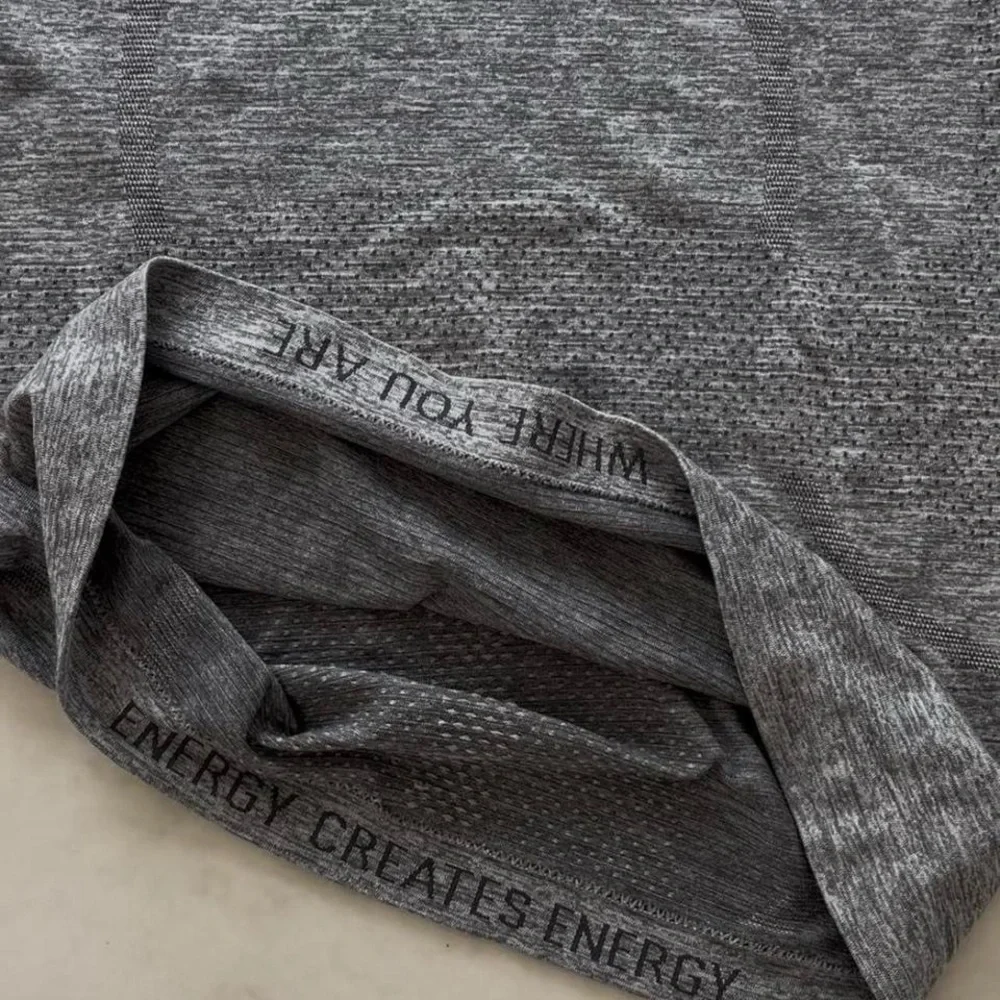 Lululemon Swiftly Tech Long Sleeve Shirt 2.0 Waist Length - Picture 3 of 3